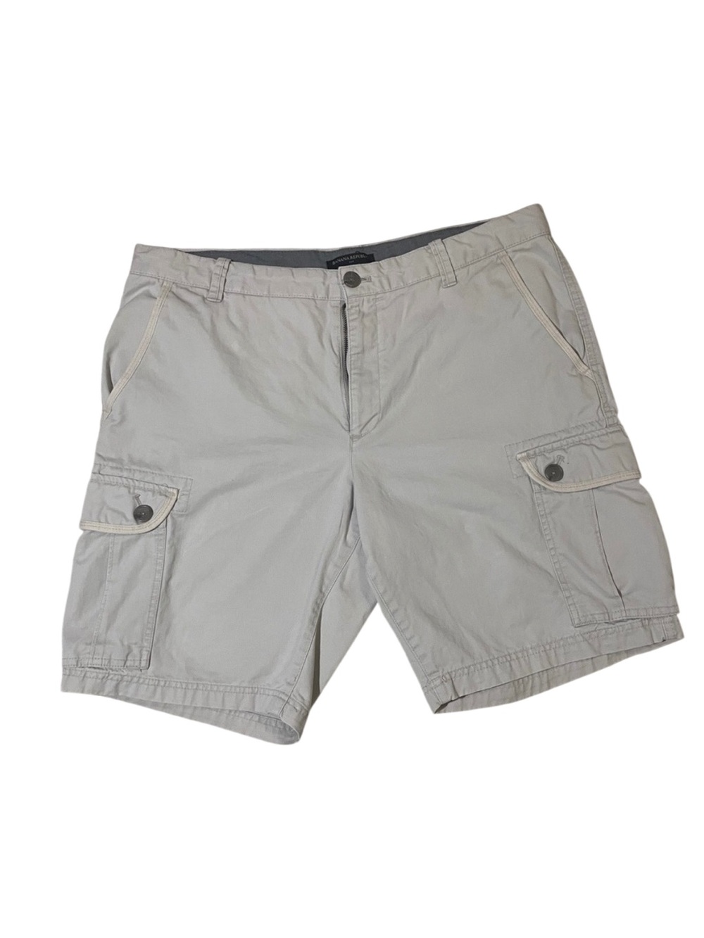 Banana Republic Men's Beige Cargo Shorts Size 36 Elephant Logo